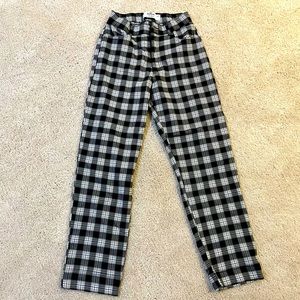 Adorable and comfortable pants for girls